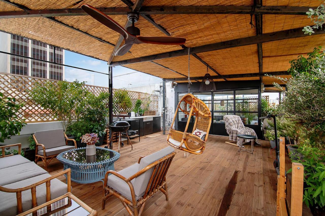 Unique Solar Penthouse With Jacuzzi And Sauna In Central Athens Exterior photo